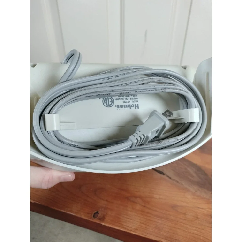 Holmes Personal Heater Model HFH103 - Compact Electric Space Heater